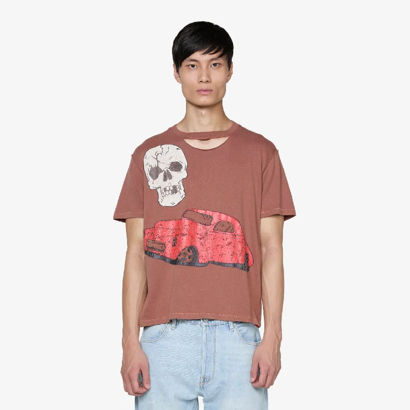 Unisex Ripped Collar Skull Red Car T-Shirt Brown